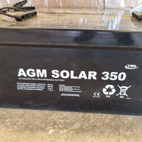 AGM Batteri: 350 AGM Solar, 12V (8 stk)