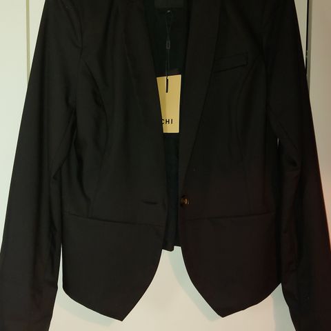 Sort Blazer fra ICHI