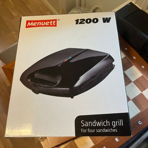 Menuett toastjern 1200W