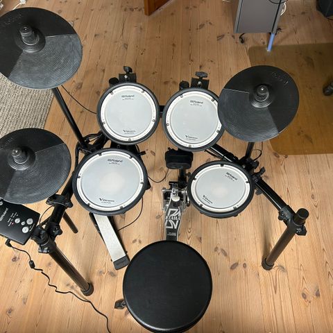 Roland TD-1DMK V-Drums (Digitalt trommesett)