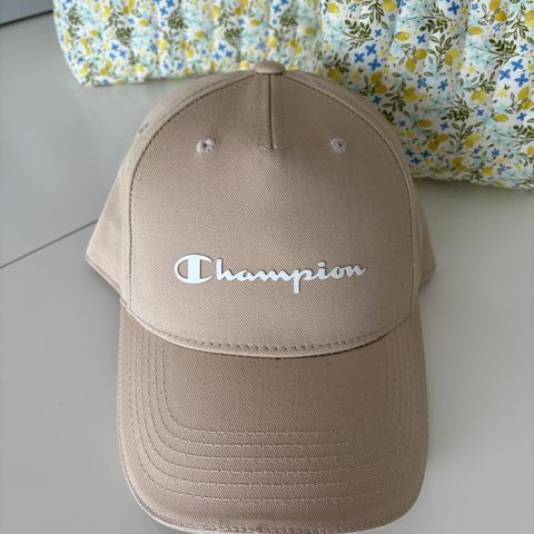 Champion caps