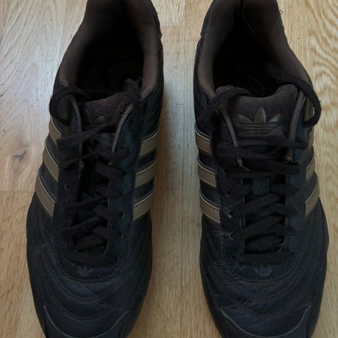 Adidas Goodyear herre joggesko i skinn, str 40