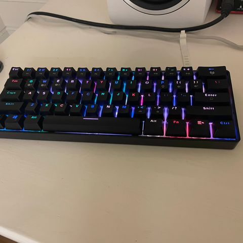 60% RGB Bluetooth Gaming tastatur