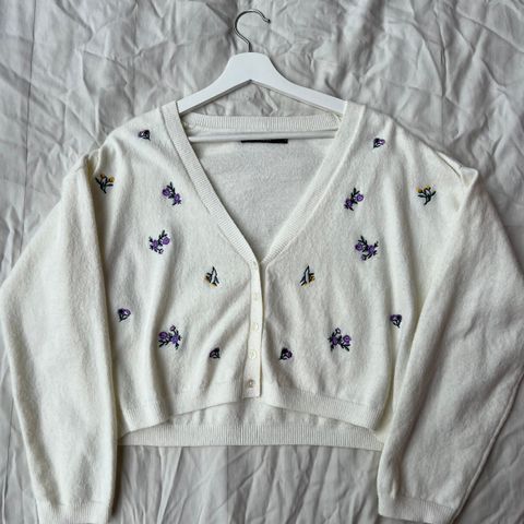 Nydelig Cardigan