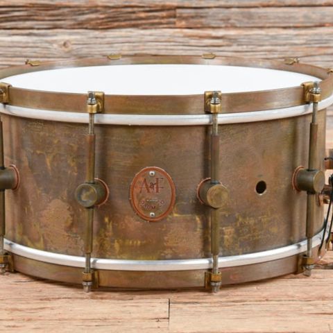 A&F Raw Brass skarptromme 14x6.5