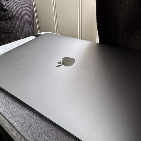 MacBook Air M1 (256GB) - Helt ny