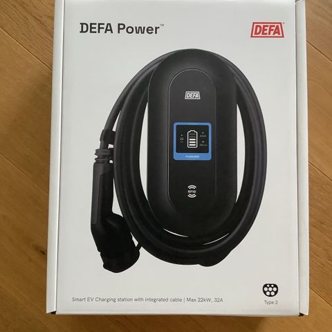 Ny Defa Power ladestasjon 22 kW m/6 m Type 2-kabel, display og veggbrakett