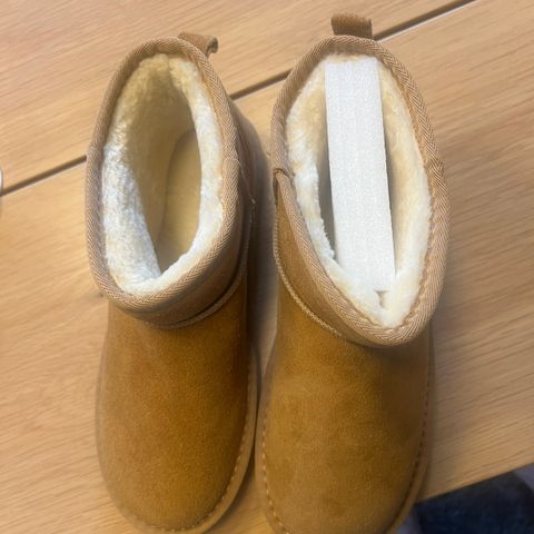 Uggs ( ikke ekte)