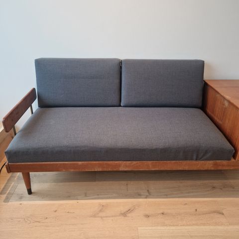 Retro sovesofa