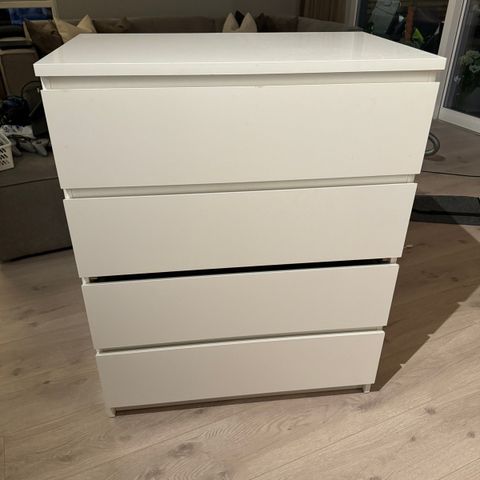 Malm kommode