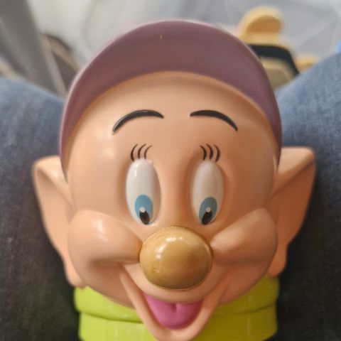 Vintage Minsten Kopp Disney