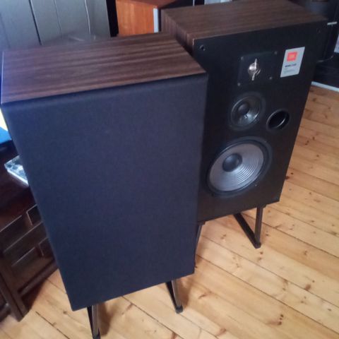 RESERVERT...JBL MODEL TLX8. NYE FRONTER OG TERMINALER