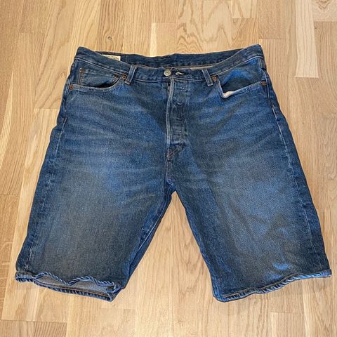 Levi’s 501 Denim Shorts W34