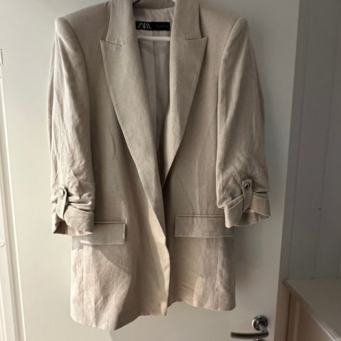 Dressjakke/blazer fra Zara str M - ubrukt