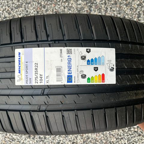 Michelin Pilot Sport 4 SUV 275/35-22 104Y