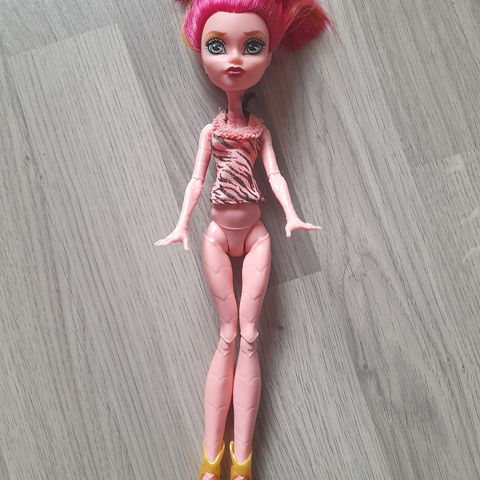 Monster High dukke