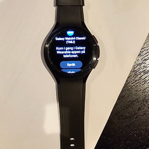 Galaxy Watch 4 med lader