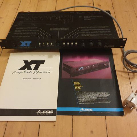 Alesis XT Reverb