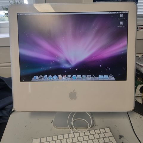 Apple iMac G5 2004