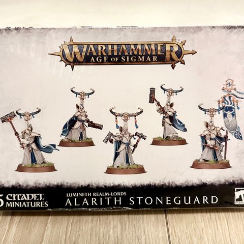 Alarith Stoneguard, Lumineth Warhammer  (Frakt inkl. Betaling ETTER levering)