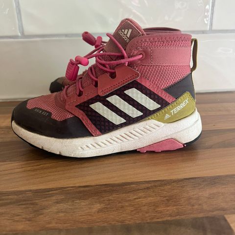 Adidas terrex str 29