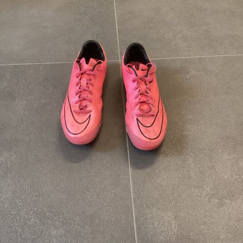 Nike Mercurial str. 38,5