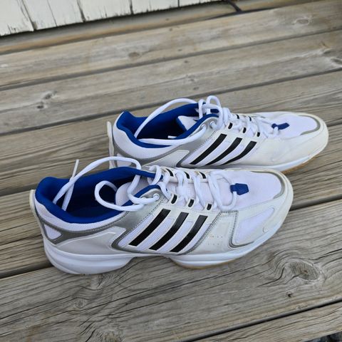 Adidas joggesko