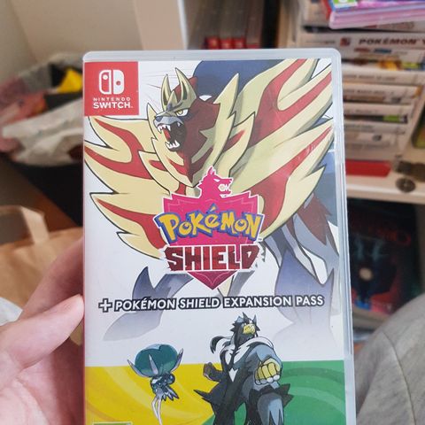 Pokemon Shield Med expansion pass