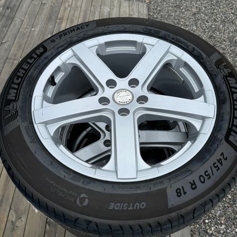 Sommerhjul på felg,  245/50-18 Michelin / 5x112 ET50 MB