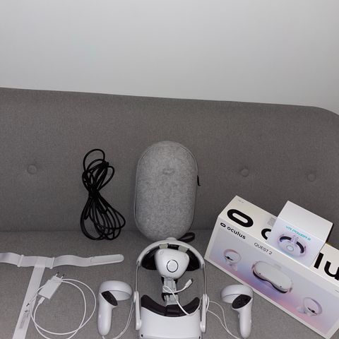 Oculus Quest 2 128GB + Ekstra Utstyr