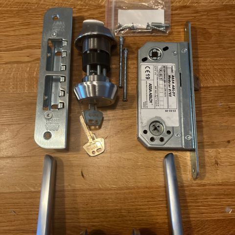 ASSA ABLOY 8765 låsekasse, sluttstykke, TrioVing