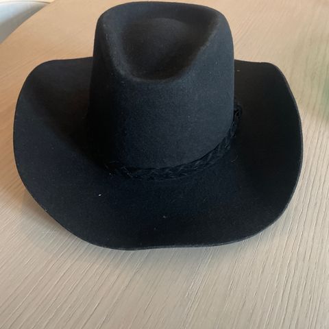 Cowboy hatt i ull/bomull/filt