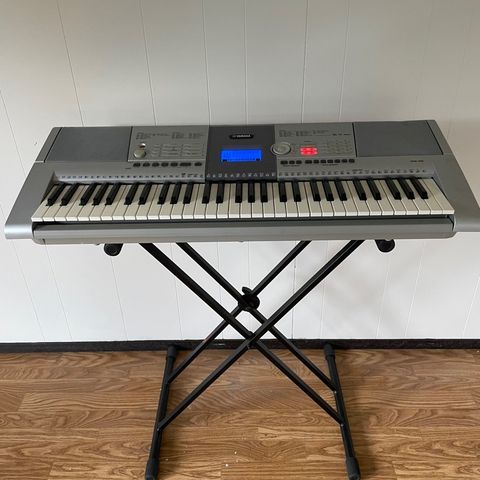 Keyboard Yamaha PSR-295