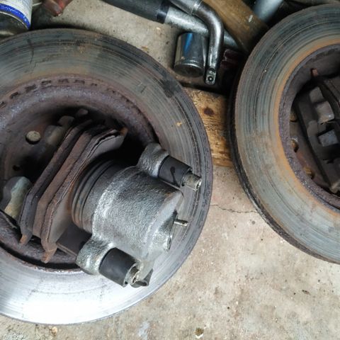 Caliper+skive+klosser Golf 6