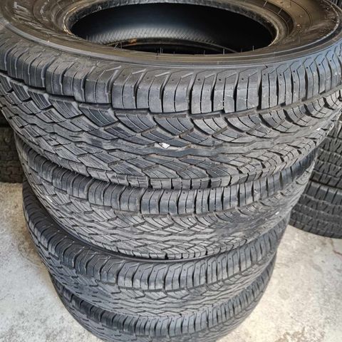 4 stk 205/70R15 Falken Landair LA/AT T-110 selges