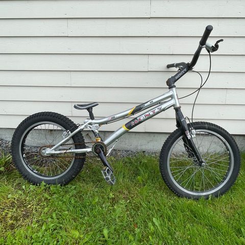 Monty trial bike