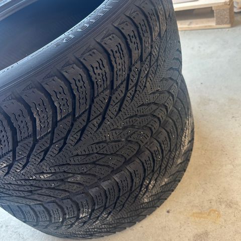 Nokian Hakkapleiitta R3 vinterdekk 245/45R18