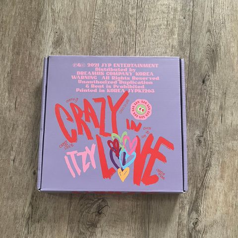 ITZY Crazy In Love album (Lia ver)