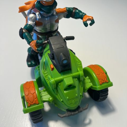 TMNT figur på trehjuling