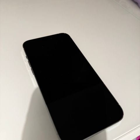 iPhone 14 Pro Max