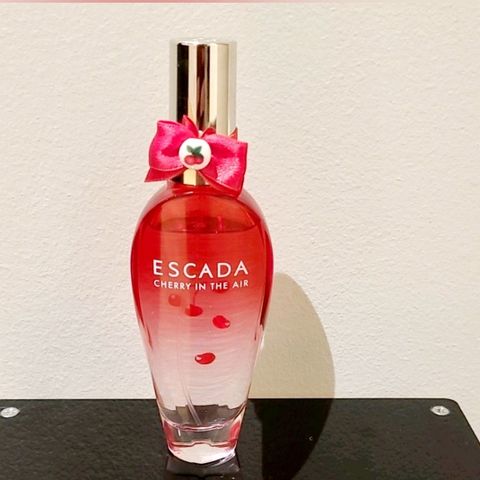 Escada-Cherry In The Air