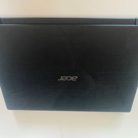 Acer laptop 4 GB DDR L Memory