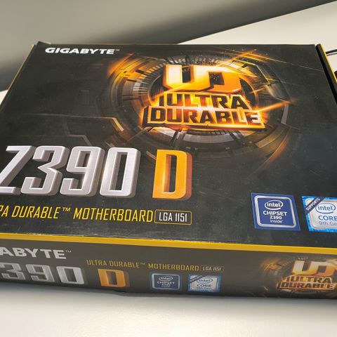 Gigabyte Z390D Hovedkort med Intel I5 8600K prosessor LGA1151