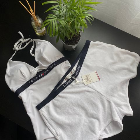 Tommy Hilfiger rabatt badedrakt kvinner / shorts str. S