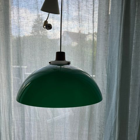 Retro taklampe i plast og teak