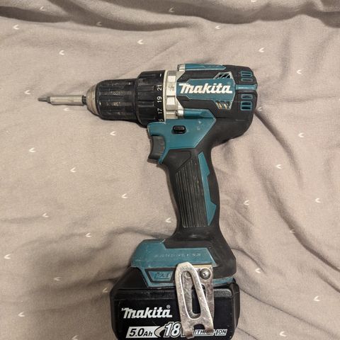 Makita drill 18 v