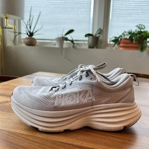 Hoka Bondi 8 i 39 1/3