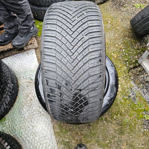 Continental 255/45R19