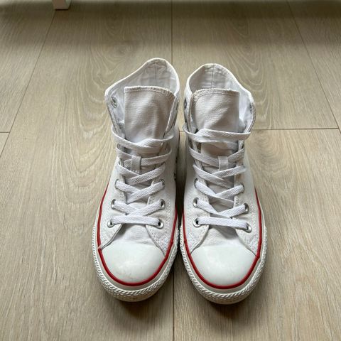 Hvite Converse, str 38