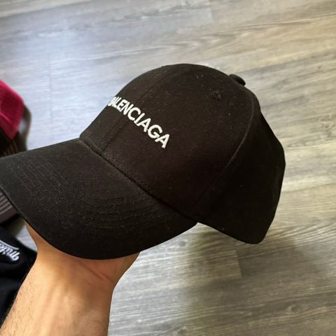 Balenciaga caps